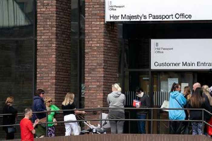 Passport Office workers to strike for five weeks in escalation of pay row