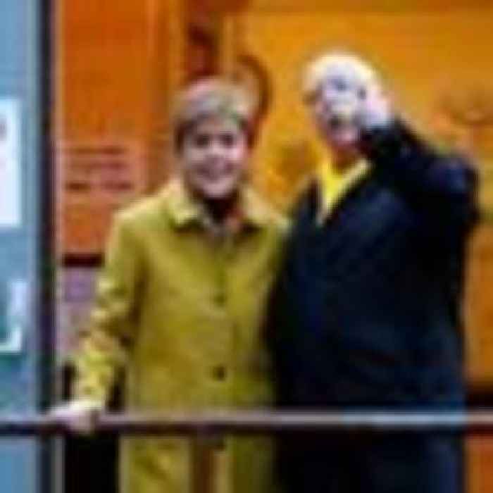 SNP chief executive quits in face of no confidence threat