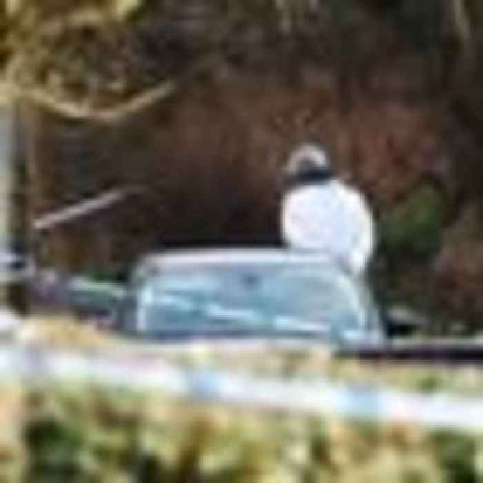 Police release man arrested over New IRA claim on detective's shooting