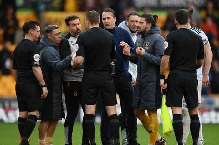 Graham Poll gives damning Wolves verdict on Leeds United VAR controversy
