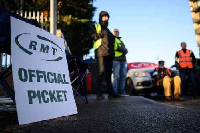 Next week's rail strikes suspended as pay talks carry on