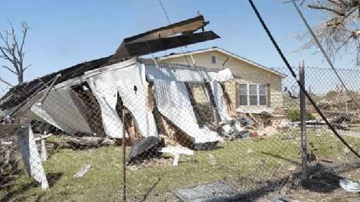 Mississippi Tornado: A family grieves the loss of a loved one