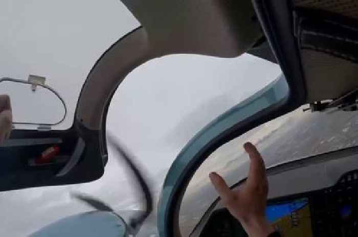 Student pilot opens plane door mid-flight after 'jiggling' handle