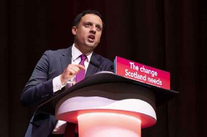 Anas Sarwar questions Humza Yousaf mandate to lead Scotland and brands SNP 'chaotic and divided'