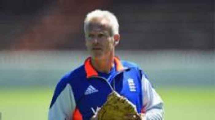 Ex-England coach Moores to join Melbourne Stars