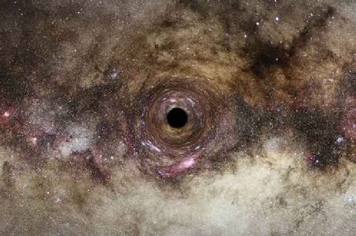 Ultramassive black hole '33 billion times the mass of the Sun' discovered