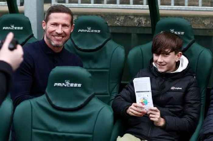 David Norris surprises Plymouth Argyle fan with Papa Johns Trophy final tickets