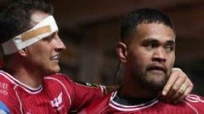 Stunning Fifita try helps Scarlets edge out Brive