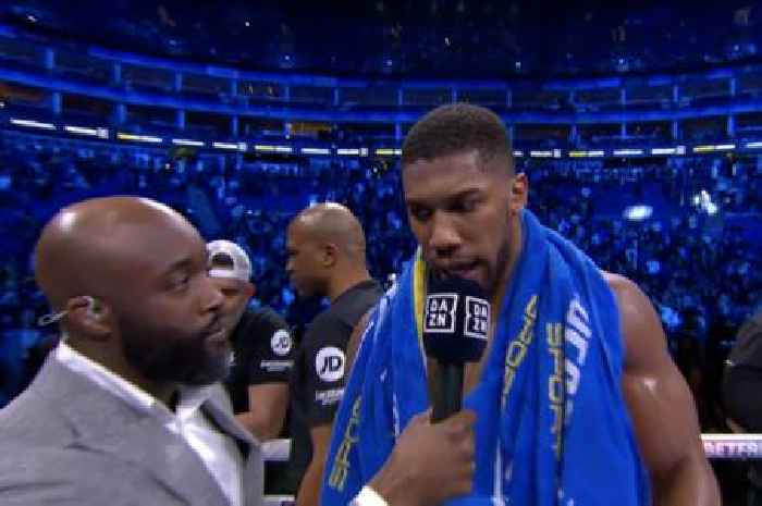 Anthony Joshua reignites calls for Tyson Fury fight and says 'the ball is in his court'