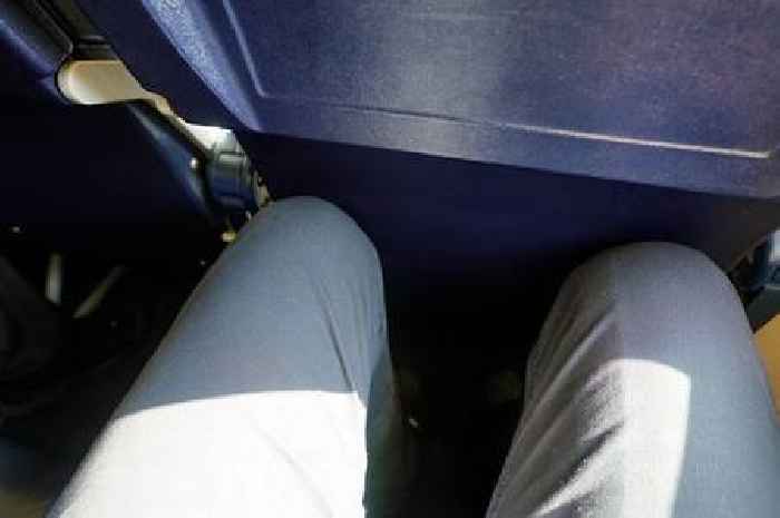 'Entitled' passenger reported for 'manspreading' on middle seat of plane defends decision