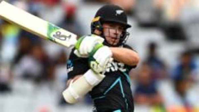 Surrey sign New Zealand batter Latham
