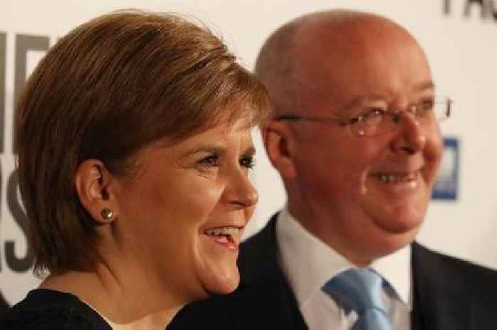 Nicola Sturgeon to 'fully cooperate with police' over SNP probe