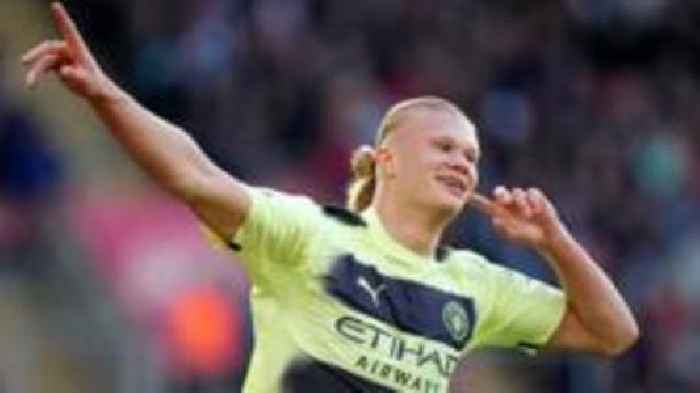 Sublime Haaland bicycle kick as Man City beat Saints