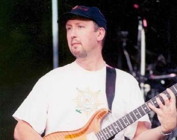Ian Bairnson, Guitarist For Alan Parsons And Kate Bush, Dead At 69
