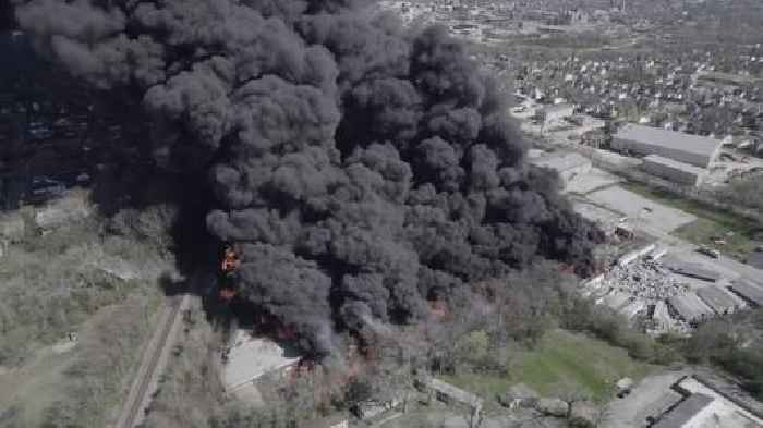 Industrial fire prompts evacuation orders in Richmond, Indiana