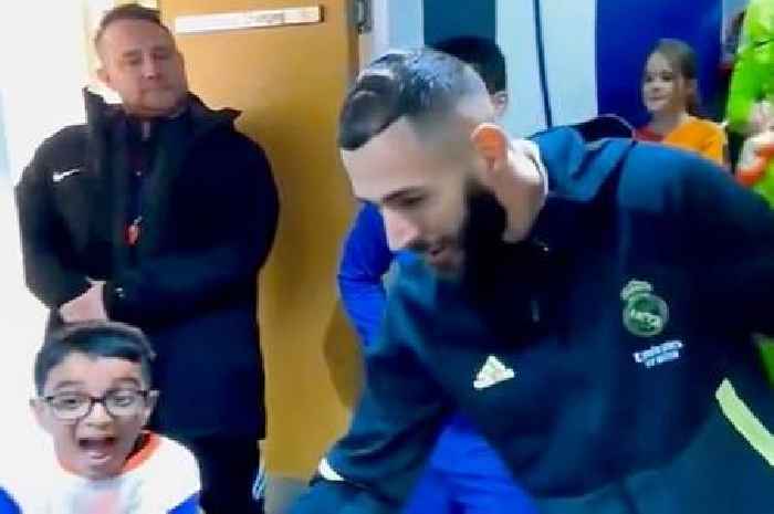 Chelsea mascot's reaction to meeting Benzema is one of most heartwarming clips you'll see