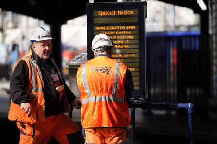 Leaked Network Rail presentation warns that train delays set to worsen