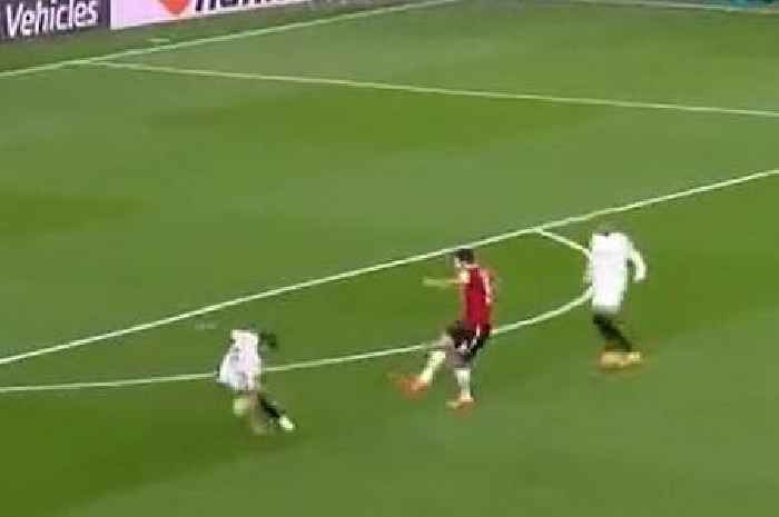 Dreadful Harry Maguire and David de Gea combine to gift Sevilla goal vs Man Utd