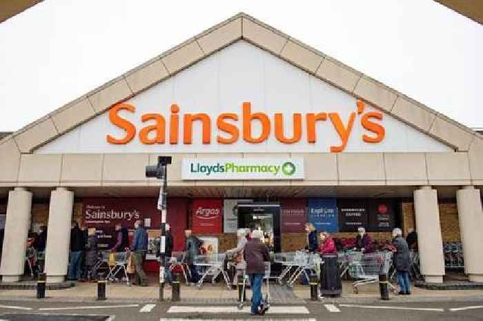 Man ditches Hinge date in Ilford Sainsbury's aisle because she 'wasn't as pretty as her photos'