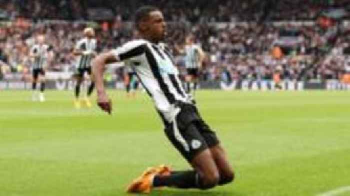 Newcastle humiliate Spurs to close on top-four spot