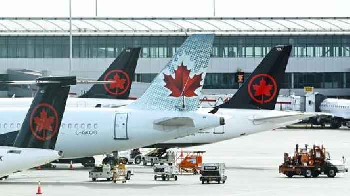 $15 million in gold, other items stolen at Canadian airport