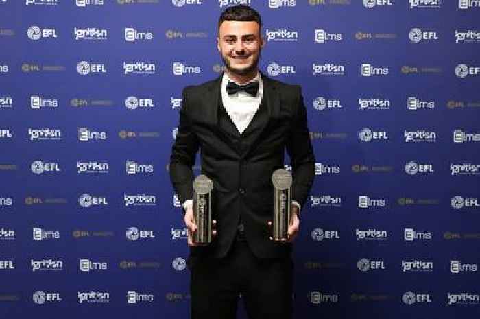 Aaron Collins beats Sheffield Wednesday star and ex-Bristol Rovers favourite to land EFL award