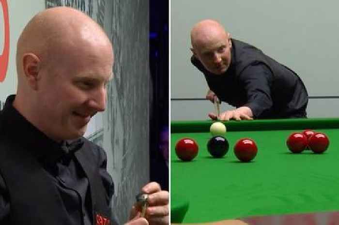 Anthony McGill can't stop laughing at strange noise - but ends up missing crucial black