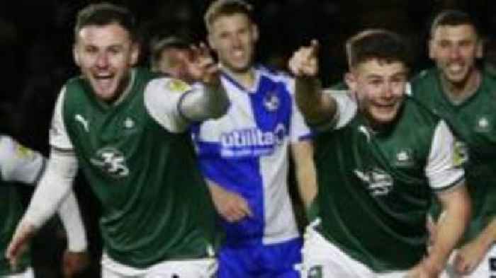 Plymouth win to close in on League One promotion