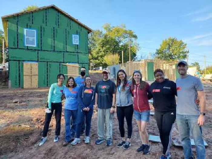 What National Volunteer Month Means to Cisco Habitat Champions