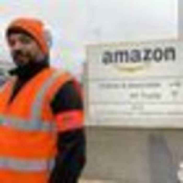 Amazon UK could be forced to recognise union for first time, GMB says
