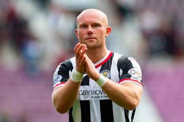 Stephen Robinson fears losing key St Mirren duo Curtis Main and Charles Dunne to 'bigger' offers