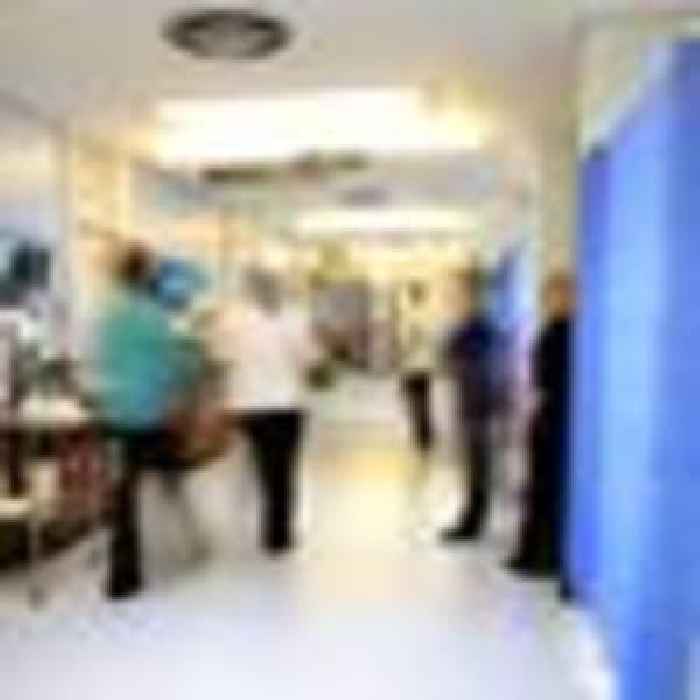 Unite votes to reject latest NHS staff pay offer