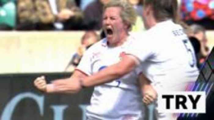 'Power, power, power' - Packer scores England's second try
