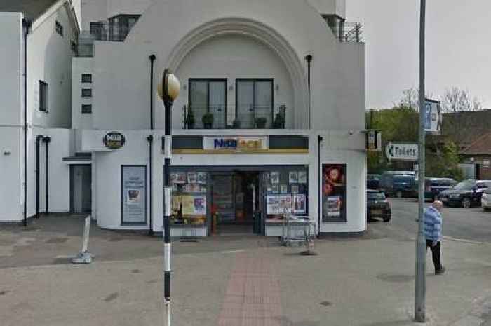 Teenagers armed with knife demanded cash and alcohol from local Shoebury shop