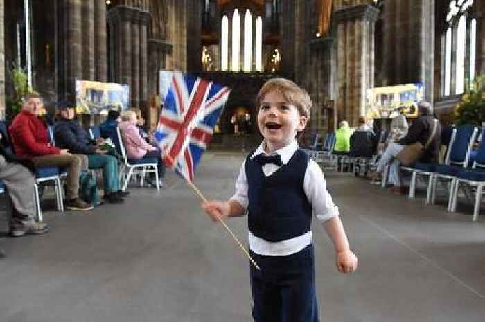Coronation revellers in Glasgow share excitement as King Charles arrives at Westminster Abbey