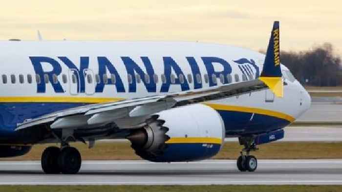 Boeing lands massive deal with Ryanair worth up to $40 billion
