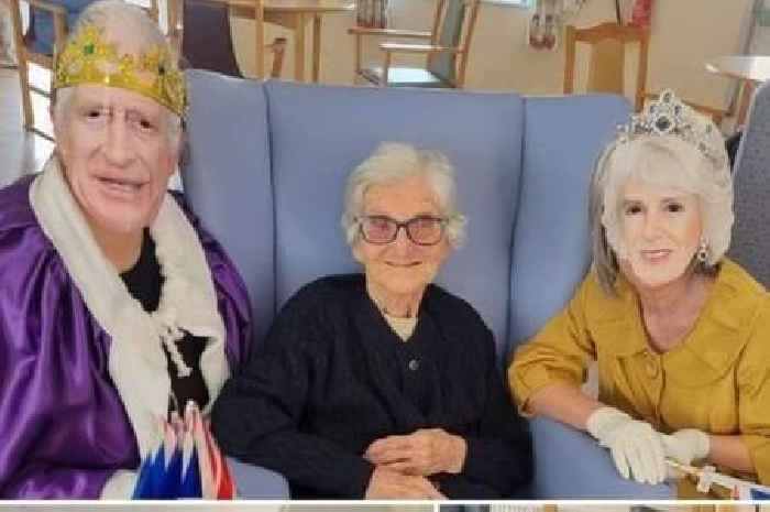 Rutherglen Care Home celebrate Coronation with special visit from 'King Charles' and 'Queen Camilla'