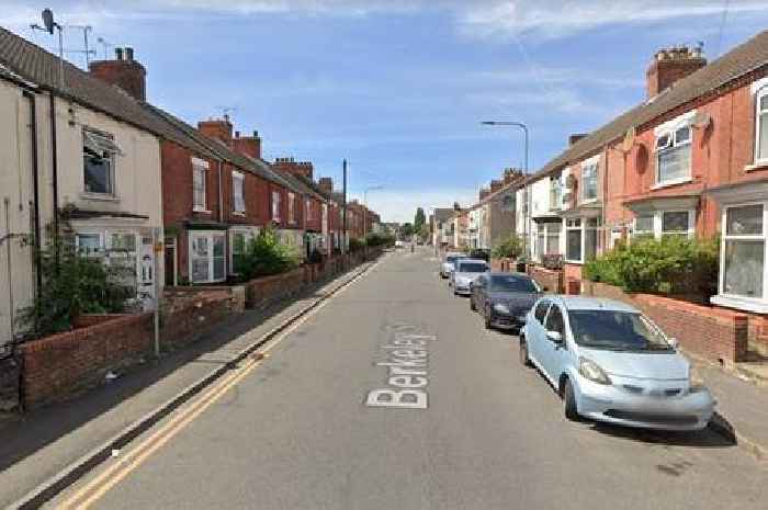 Armed police arrest two teenagers following burglary in Scunthorpe
