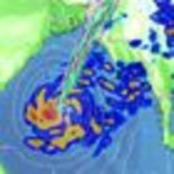 'Very severe' cyclone heading towards Bangladesh could wipe out world's largest refugee camp