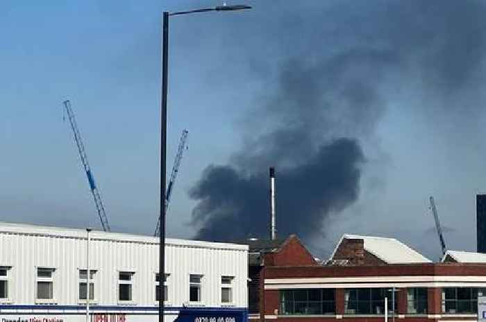 Birmingham fire live as residents told to close windows