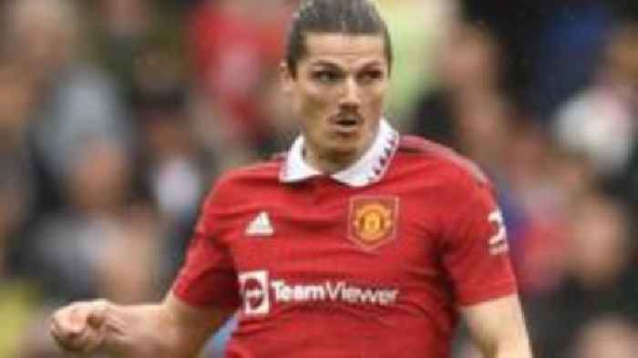 Man Utd's Sabitzer out for season with knee injury
