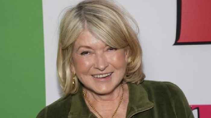Martha Stewart is now oldest-ever Sports Illustrated swimsuit model