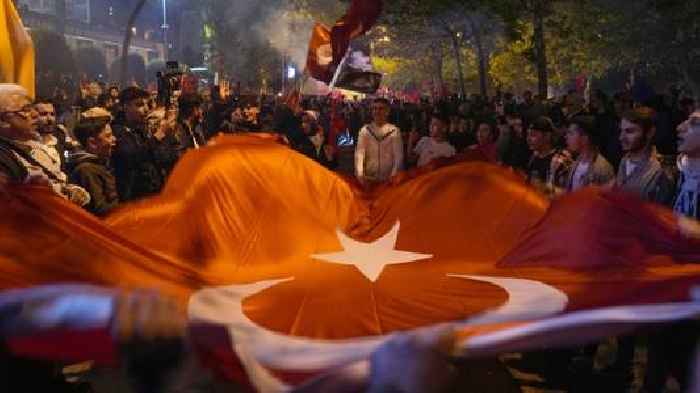 Turkey appears headed for runoff in presidential race