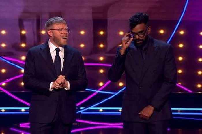 BAFTA hosts Romesh Ranganathan and Rob Beckett halt show with swipe at Phillip Schofield and Holly Willoughby