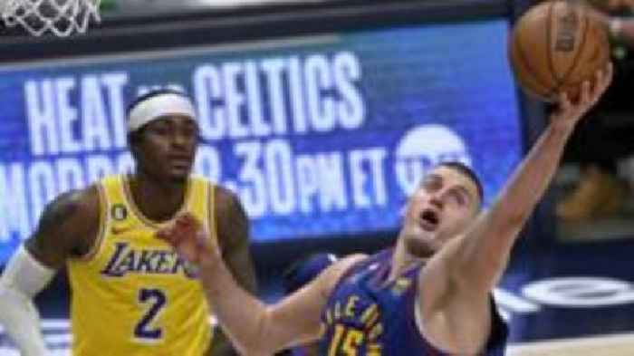 Jokic stars as Nuggets beat Lakers