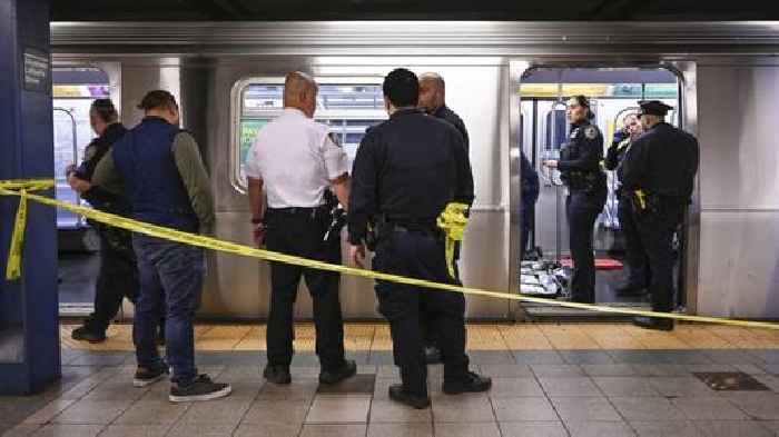 Rev. Sharpton eulogizes Jordan Neely, man killed on NY subway