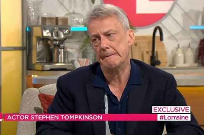 Stephen Tompkinson breaks silence on trial as Lorraine Kelly says 'I am worried about you'