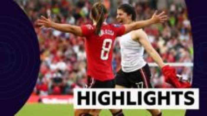 Man Utd keep title hopes alive after late derby winner