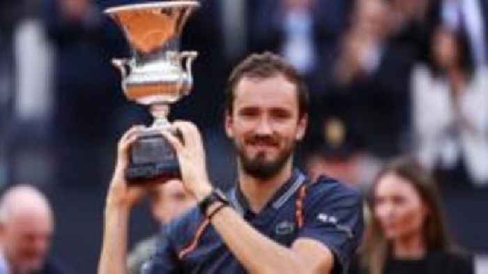 Medvedev wins first clay-court title at Italian Open