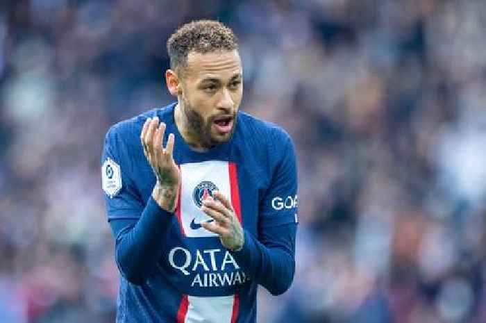 Man Utd star 'trying to convince Neymar' to leave PSG in sensational summer transfer